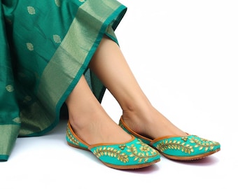 Ethnic Indian genuine leather handstitched shoes with embroidery Juti Khussa sandals flats slip on