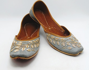 Ethnic Indian genuine leather Bridal shoes with embroidery Juti Khussa sandals flats slip on