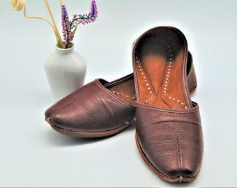Ethnic Indian genuine leather men shoes  Juti Khussa sandals flats slip on Mojari