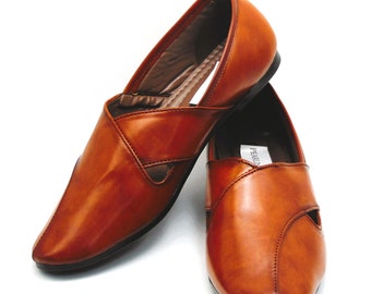 Tan Synthetic Leather Mojari Shoes: Ethnic Indian Slip-On Sandals