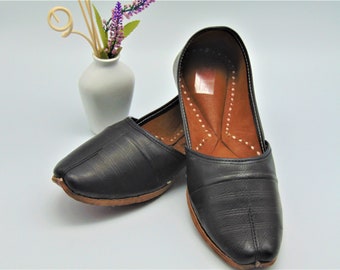Zapatos de hombre de cuero genuino indio étnico Juti Khussa sandalias planas resbalón en Mojari