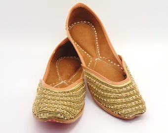 Ethnic Indian genuine leather Bridal shoes with embroidery Jutti Khussa sandals flats slip on