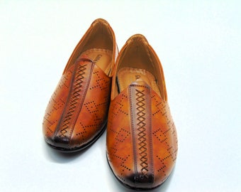 Mens Ethnic Juti Shoes: Indian Khussa Mojari Sandals
