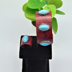 Bracelet Cuff with ring in snake skin leather design with turquoise horse eye design