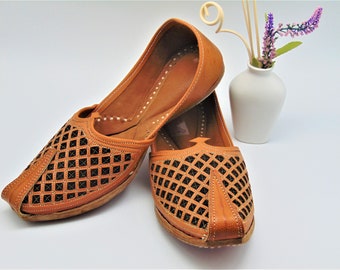 Ethnic Indian genuine leather men shoes Juti Khussa sandals flats slip on Mojari