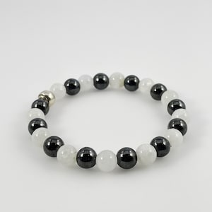 Moonstone and Hematite Beaded Bracelet, Gemstone Bracelet, Moonstone jewelry, Protection bracelet, calming bracelet, anxiety bracelet