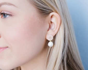 Pressed flower earrings with freshwater pearls - pressed Queen Anne's Lace flowers - Light pink