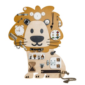 Lion Edmund Busy Board, Personnalisé, Cadeau d'anniversaire, Éducatif, Conseil d'activité, Conseil sensoriel, Jouets en bois Montessori image 5