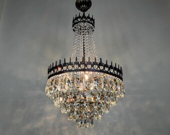 Suspension goutte d'eau en cristal dorée fine et brillante • Luminaires Tendance
