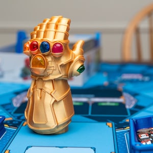 Reemplazo del Guantelete del Infinito para el juego de mesa Marvel United impreso en 3D Kickstarter