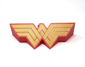WW Logo Display for Action Figures, Toys Mcfarlane Direct Statues