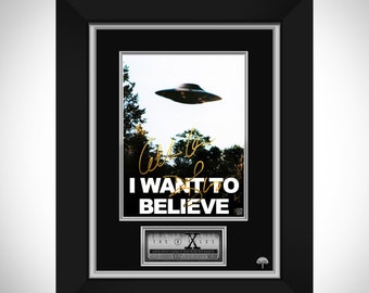 The X-Files Classic UFO Photo Limited Signature Edition Custom Frame