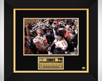 Kansas City Chiefs Patrick Mahomes Super Bowl LVII Photo Limited Signature  Edition Custom Frame