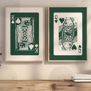 Set di 2 stampe da parete con carte da gioco King and Queen, arte preppy digitale, poster retrò alla moda di metà secolo con stampa Forest Green Queen