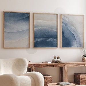 Abstrakt Strand Print 3er Set, Blau Aquarell Ozean Wandkunst, Denim Blau Beige Meer Küste Poster, Minimale druckbare Kunst, digitale Kunst