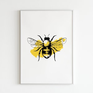 Manchester Yellow Bee Print Design | Manchester City | Home Decor | Living Room/ Bedroom/Kitchen Wall Art | A5/A4/A3/A2/A1 | Minimalist Art