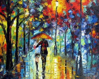 Peut inclure: Une peinture représentant un couple marchant sous un parapluie dans un parc la nuit. Les arbres sont peints dans des tons de bleu, de vert et de rouge, et les lampadaires brillent. Le couple est silhouetté sur le fond coloré.