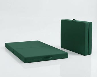 Green Bi-Fold Crash Mat: 10cm Thick Non-Slip Gym Mat