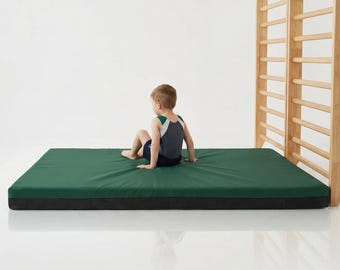 Green Gymnastics Crash Mat: Non-Slip, 8cm Thick Landing Pad