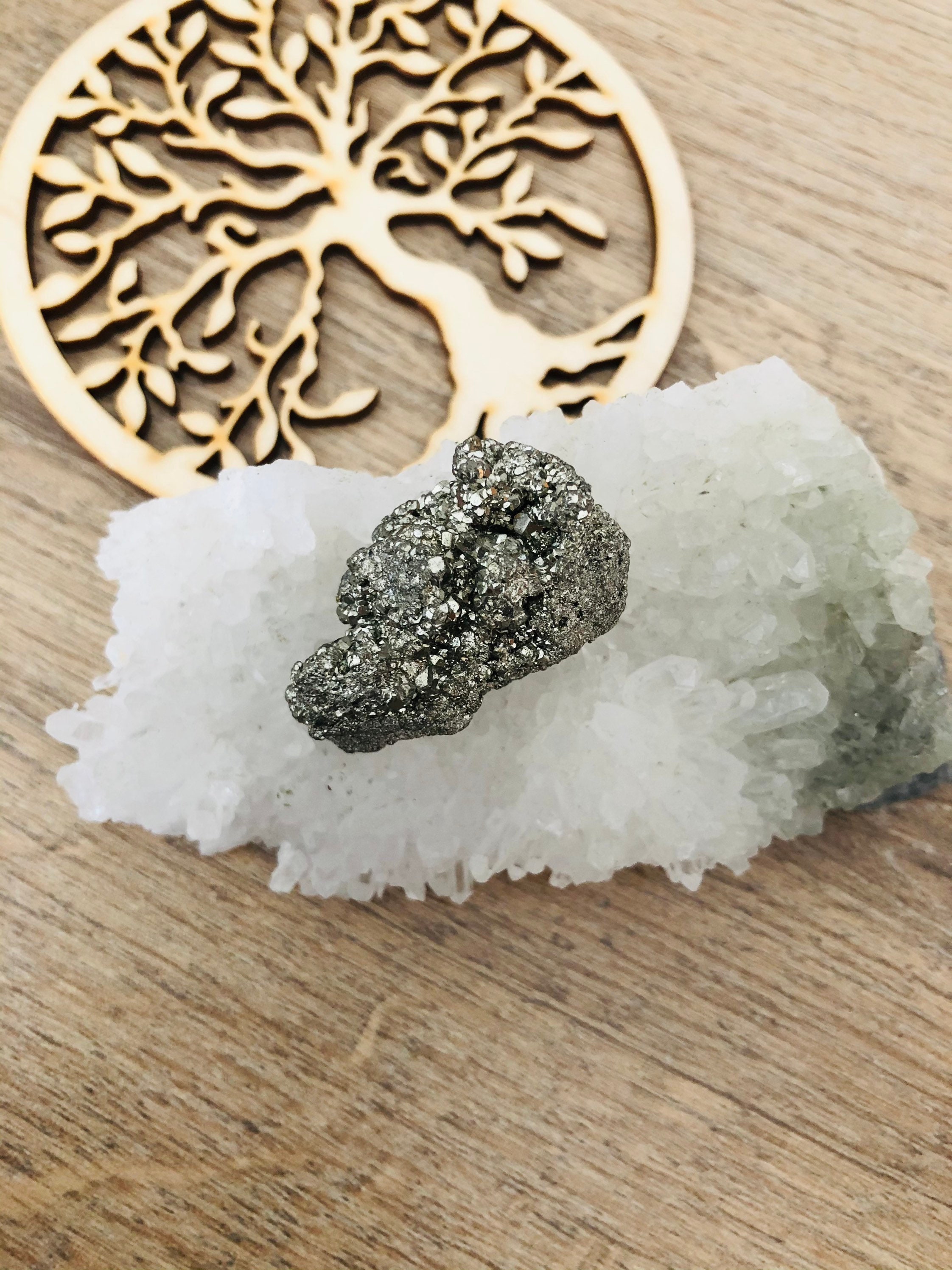 Pyrite en Pierre Brute - Vitalité Énergie Concentration Abondance Financière