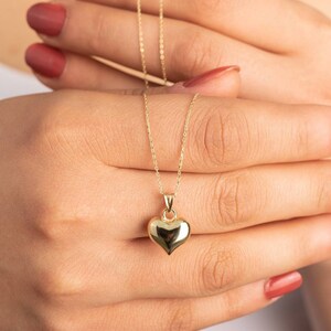 Colar com pingente de coração de ouro maciço 14k para mulheres, joias delicadas de corrente de ouro, presente romântico minimalista, colar elegante para o dia a dia