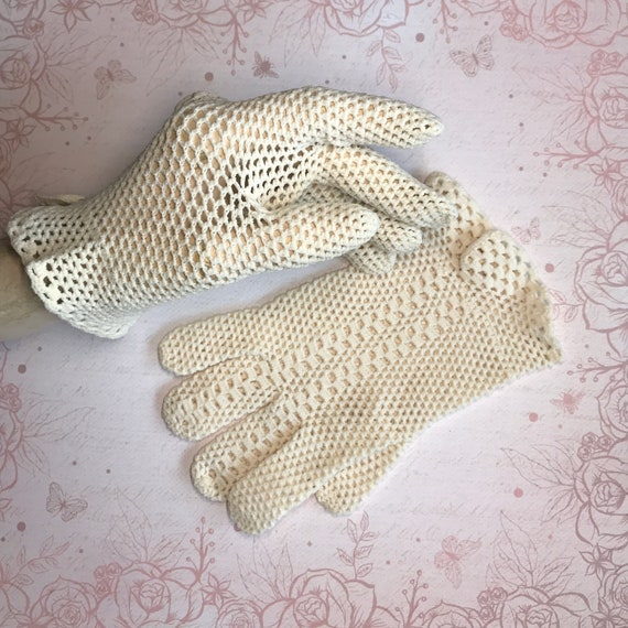 Vintage Crochet Gloves Bridal Accessory Costume S… - image 1