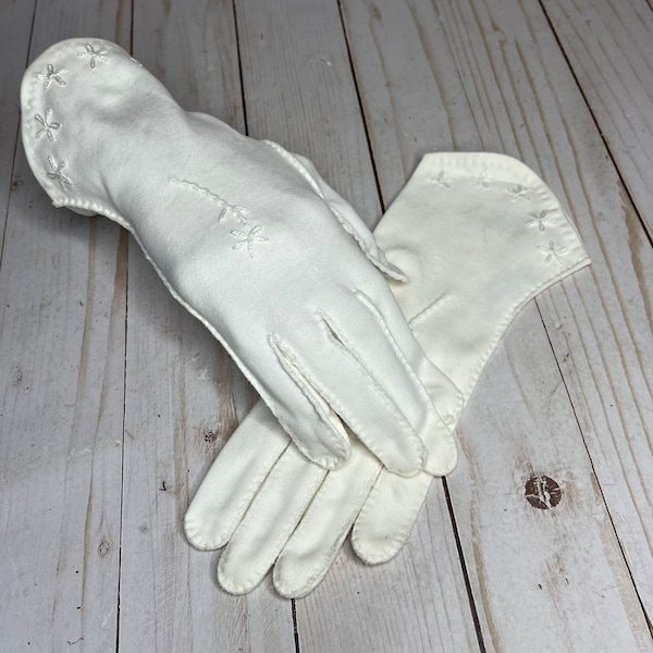 Vintage Fancy White Gloves Bridal Accessory, White Double Woven Cotton Gloves for Costume or Special Event, Elvette by dawnelle Size 6 1/2
