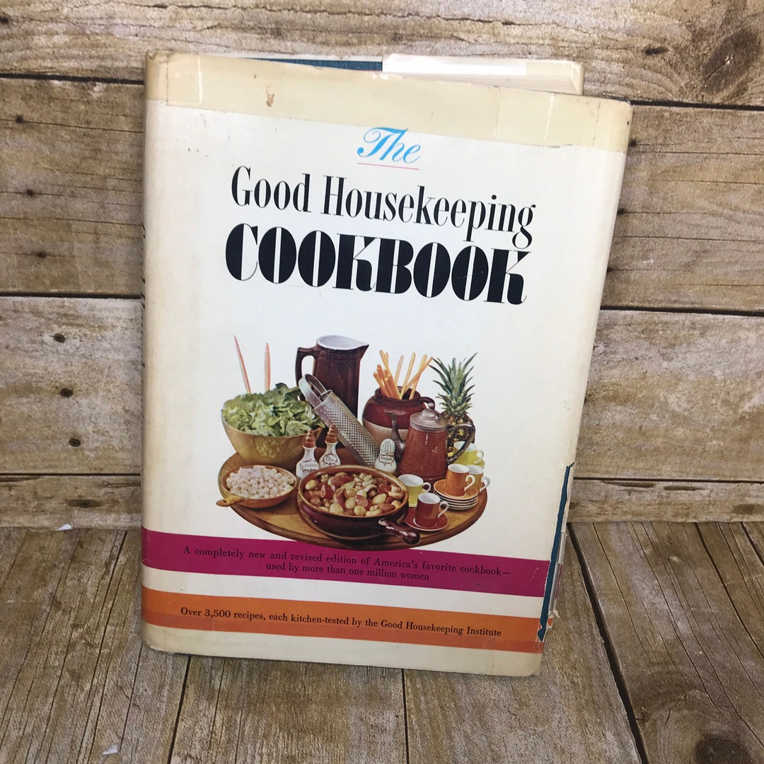 The Good Housekeeping Cookbook 1963 HCDJ First Edition, Mid Century