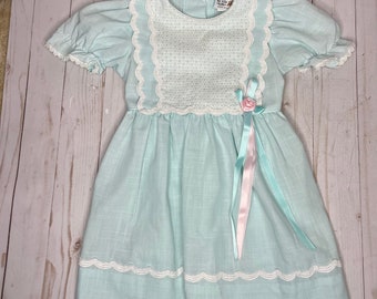 Vintage Disney Winnie the Pooh Brand Toddler Dress 3T, Pale Blue/Mint Green Little Girl Infant Dress Bib Collar Puff Sleeves