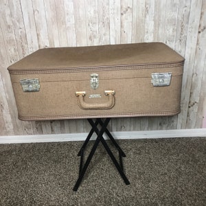 Vintage Macy Associates Hemisphere Light Brown Tan Hardshell Suitcase Luggage with Key, 26 Inch Old Retro Suitcase Travel Display or Prop