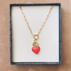 chain necklace with large sacred heart ( + variants)