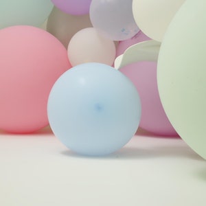 10 Pack - 18" Pastel Ice Blue Helium Latex Balloons - Matte Color Round ...