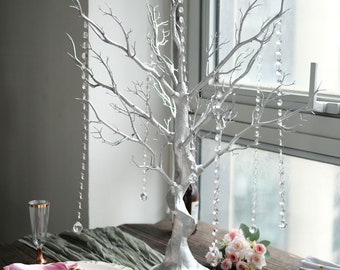 34'' Metallic Silver Manzanita Centerpiece Tree + 8pcs Acrylic Chains