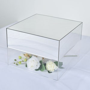 14&quot;x14&quot; | Silver Acrylic Cake Box Stand, Mirror Finish Display Box Pedestal Riser with Hollow Bottom