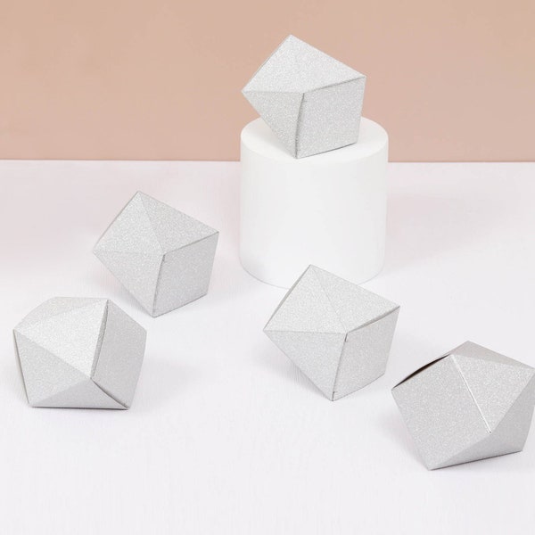 25 Pack | Silver Glittered Wedding Favor Boxes, Party Favor Gift boxes, Wedding Favors, Boxes for Candy - 2"x3" Geometric Shape