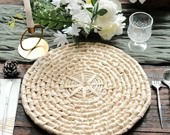 4 Pack | 15" Natural Corn Husk Round Woven Placemats, Braided Rustic Rattan Tablemats, Boho Rustic Table Decor, Rustic Table Placemats