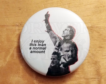 OMFD Izzy Hands stan pinback button, 1.5"