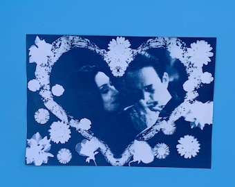 Morticia et Gomez, cyanotype A5 de la famille Addams