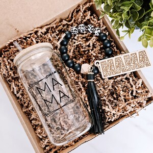 Mother's Day Iced Coffee Cup With Straw and Lid, Mother's Day Gift, Gift for Mom, Mama Keychain, Care Package For Sister, Mother Day