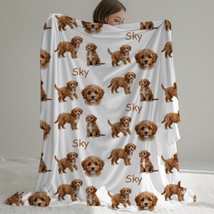 CAVAPOO Blanket, Personalized Cavapoo Gift, Custom Name Cavapoo Plush Throw, Cavapoo Bedding Bild 4