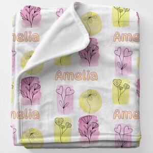 FLORAL Line Art Blanket, Personal Mom Gift Custom Name Blanket, Personalized Bestfriend Gift Flower Blanket, Cottage Aesthetic Blanket