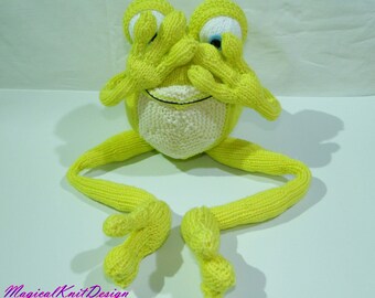 knitting pattern Frankie the frog amigurumi soft animal toy knitted
