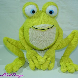 knitting pattern Frankie the frog amigurumi soft animal toy knitted