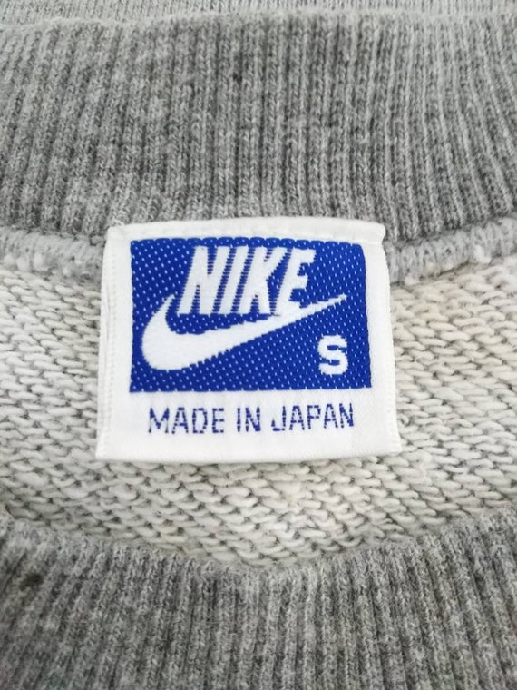 Vintage Nike Japan Small Logo Embroidery Sweatshirt Pullover Vintage Nike Japan Small Logo Embroidery Sweatshirt Pullover