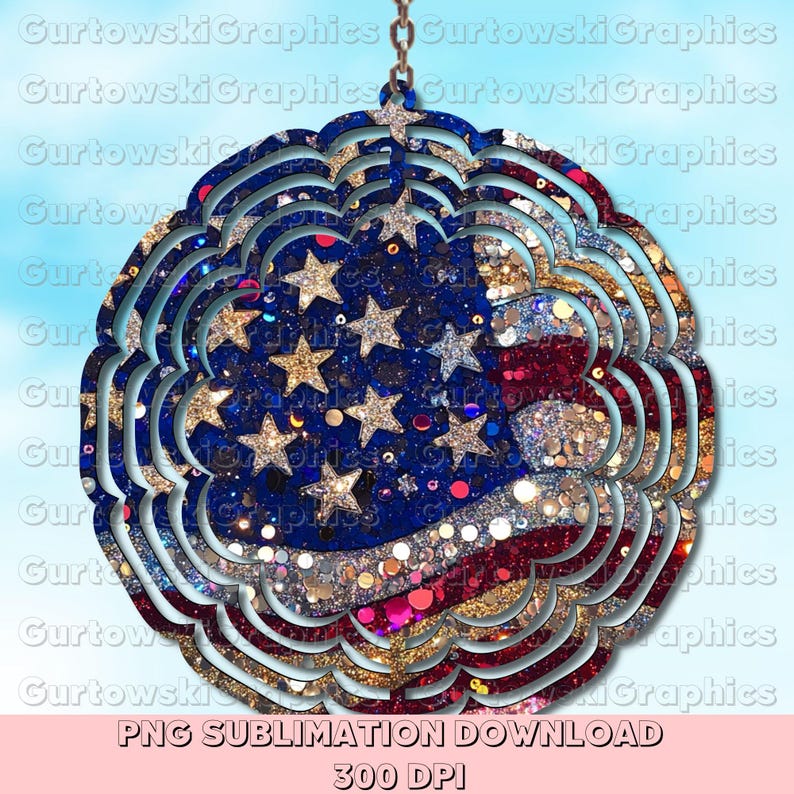 Op de afbeelding: Een ronde, gelaagde ornament met een patriottisch ontwerp. Het ornament toont de Amerikaanse vlag met blauwe, rode en witte glitteraccenten en gouden sterren. De tekst "PNG SUBLIMATION DOWNLOAD 300 DPI" staat onderaan.