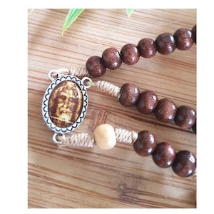 Shroud Of Turin Rosary/Face of Holy Jesus Wood Rosary/Holy Face of Christ Wood rosary/Madonna Our Lady Of Grace Medal Rosary