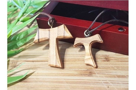 Croce Tau in legno d'ulivo, Collana in legno d'ulivo con croce Tau con filo