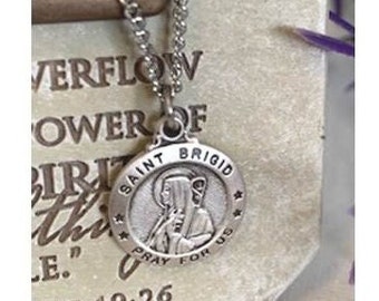 Collar de Santa Brígida en plata de ley/Medalla de plata de la Santa Patrona de la Fertilidad y los Bebés/Colgante unisex de Santa Brígida en plata de ley/Nuestra Señora de los Irlandeses