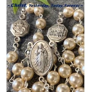 Terço do Jubileu da Basílica da Divina Misericórdia, Itália, Terço Papal, Presentes do Papa Francisco, Santa Maria Maggiore, Medalha da Basílica de São Pedro, Terço de Pérolas