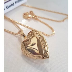 Gold Filled Heart Locket/Shiny 18Kt Gold Filled Locket Pendant,Hearts Photo Charm,Necklace for Her,Memorial Gifts,Mothers Day Jewelry